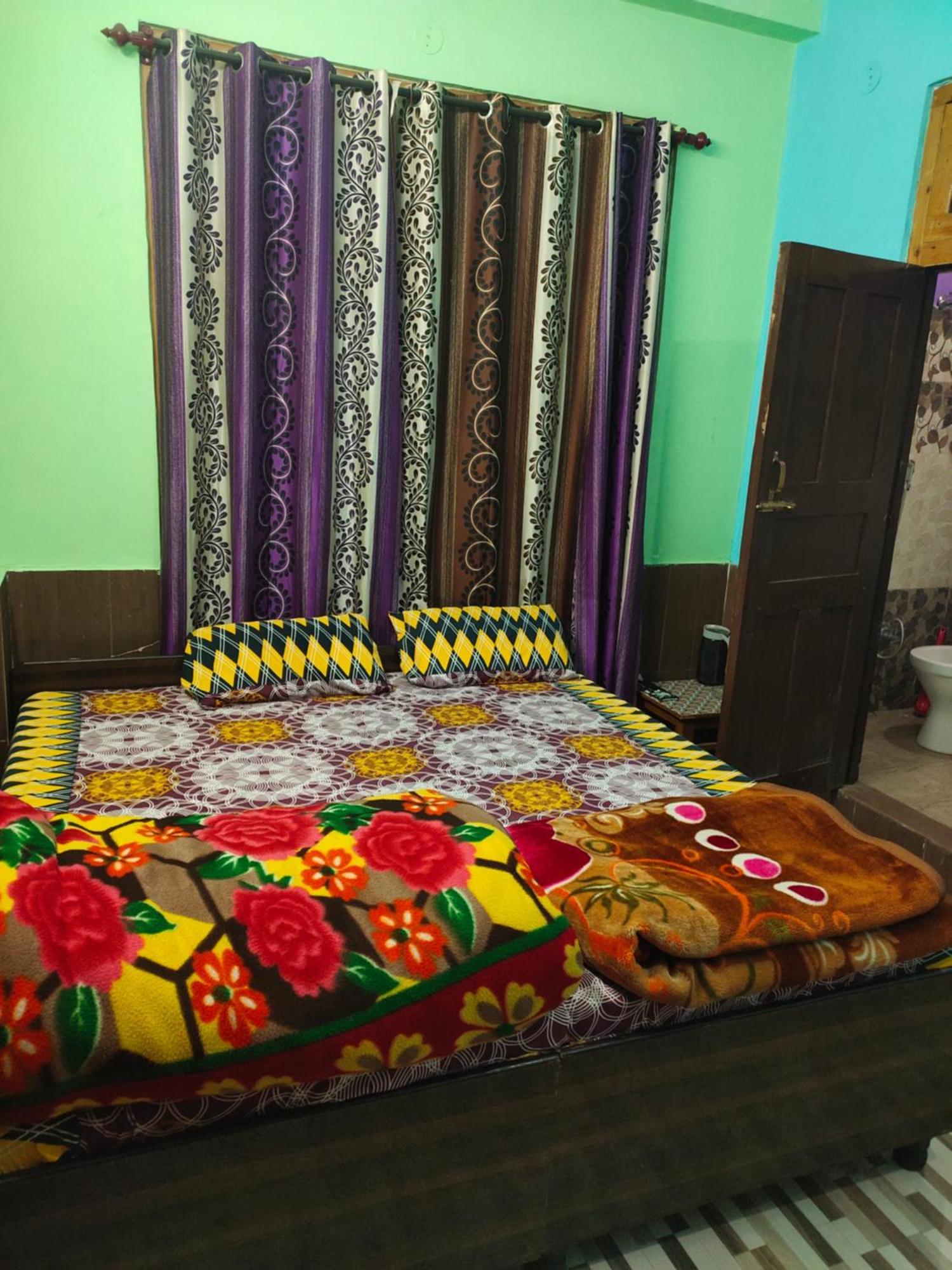 Snow View Guest House Kasol Room photo